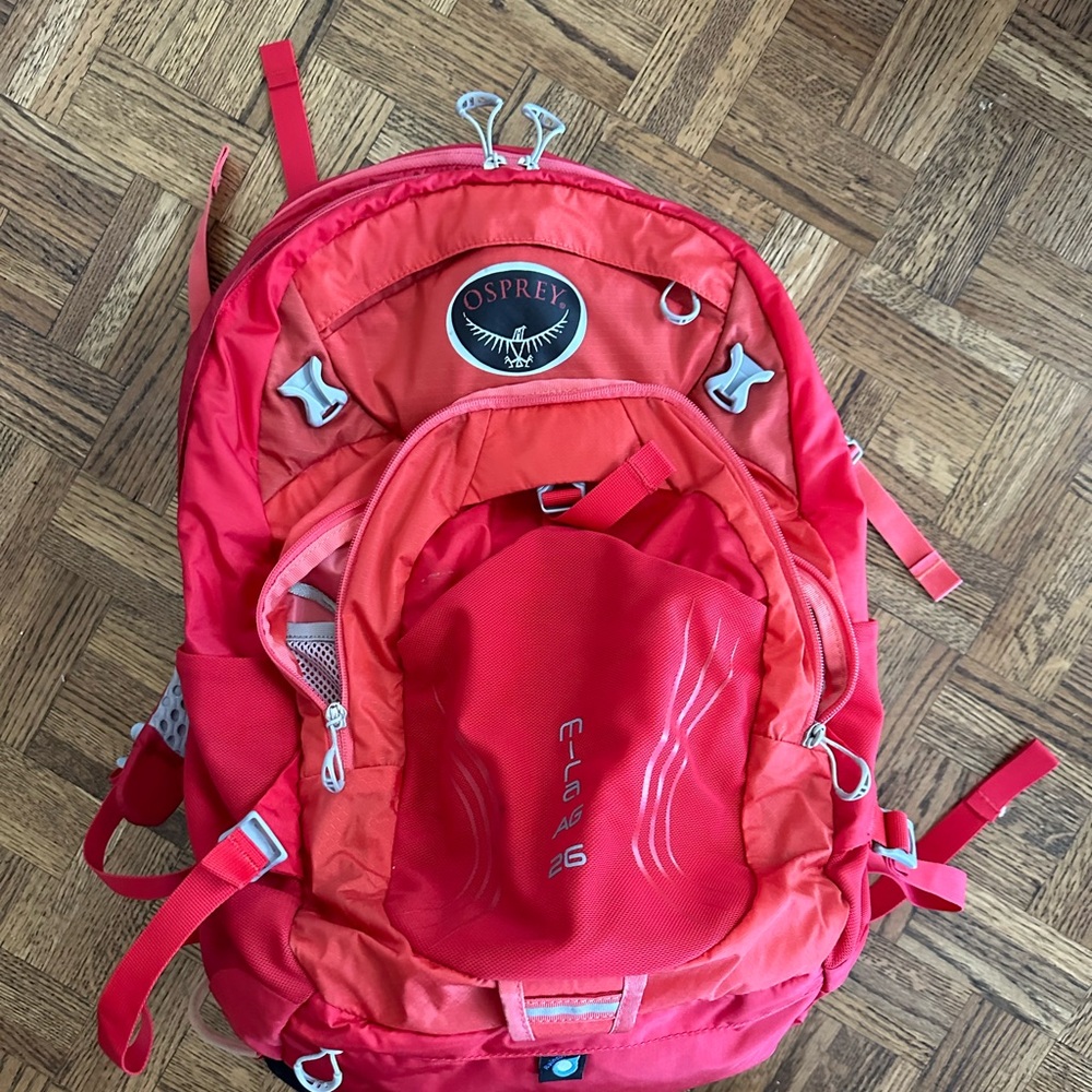 Osprey Mira AG 26 hydration pack, cherry red
